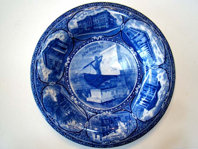 A rare souvenir plate circa 1915 depicting the New Bedford Whaling Monument